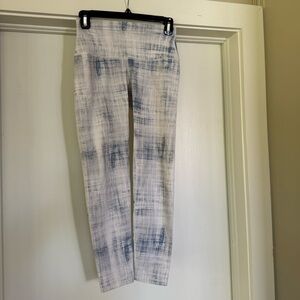 P’tula size medium blue and white leggings